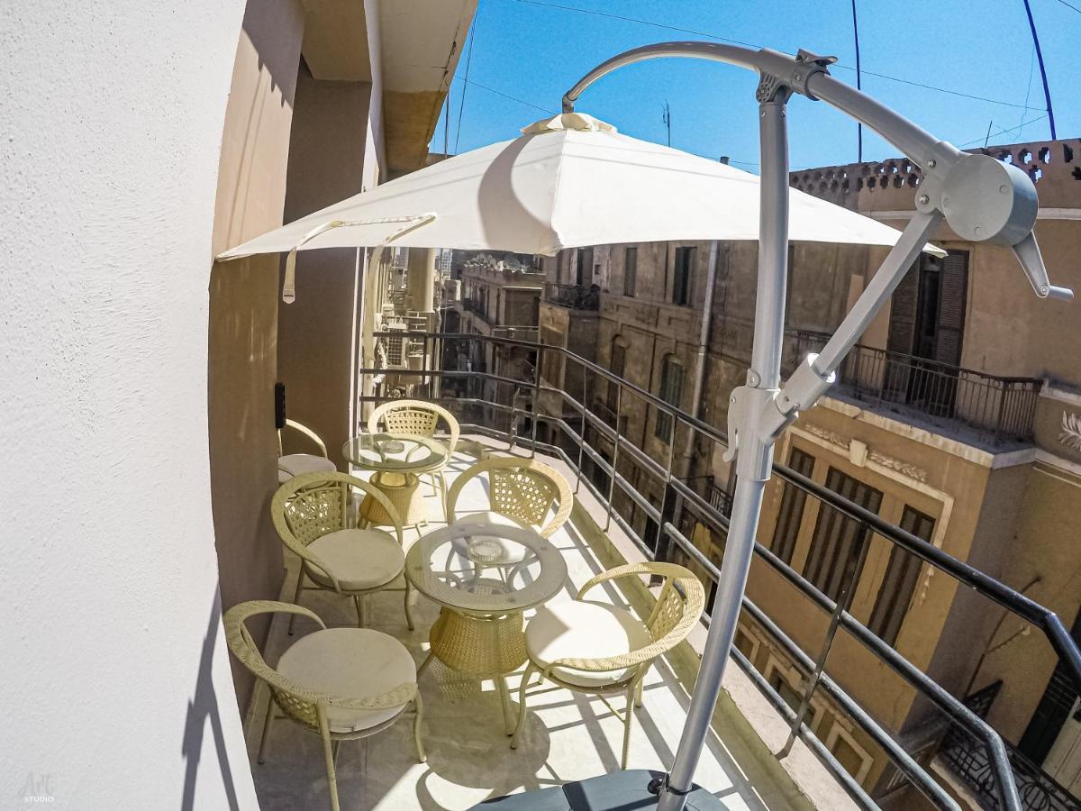 Hostal Grand *